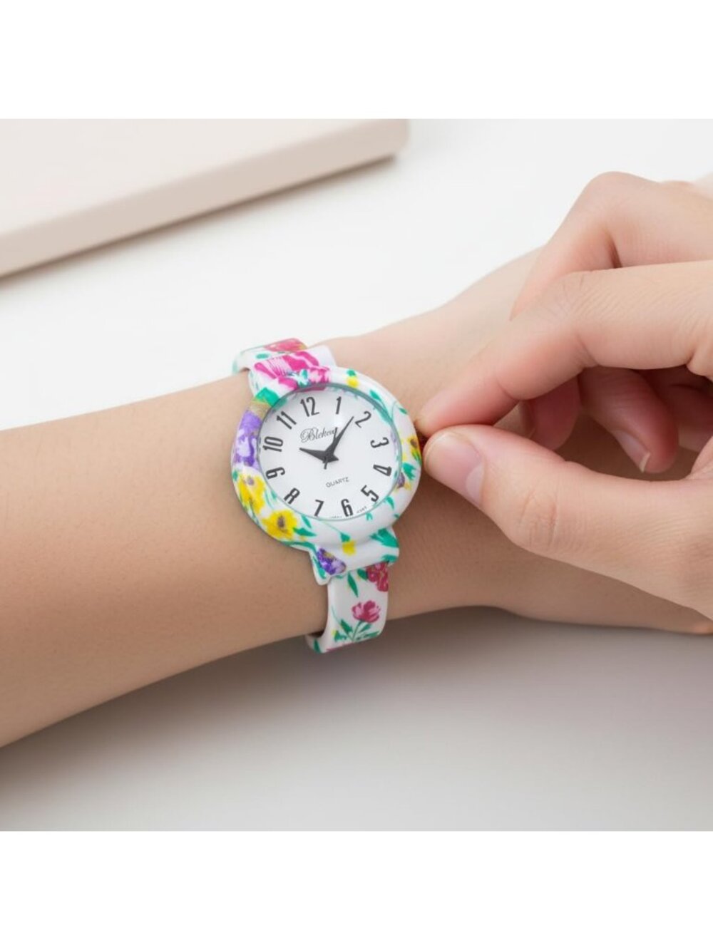 Women's Multi Elegant Flower Design Bracelet Cuff Bangle Fashion Wrist Watches - Picture 3 of 7